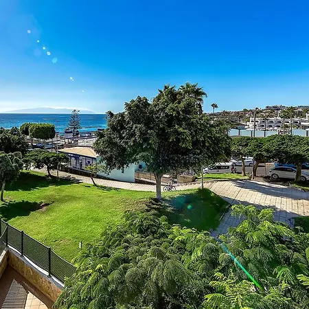 Sunset Harbour Apartment *